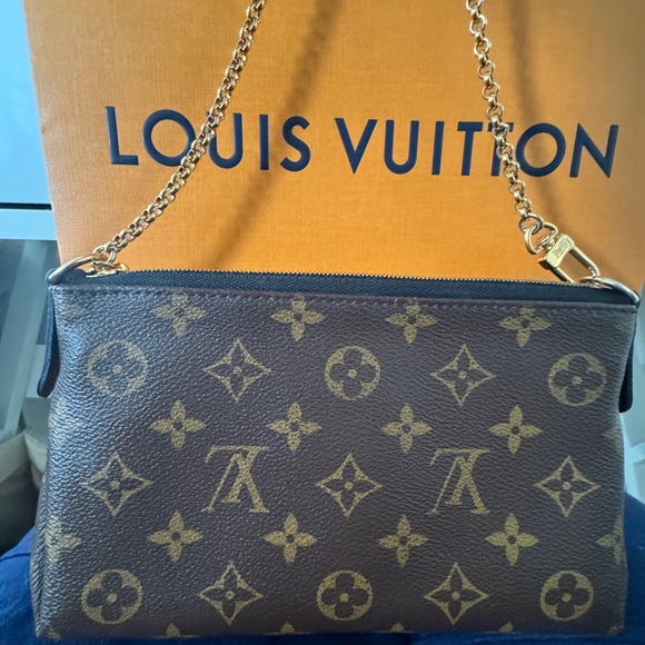 Authentic Louis Vuitton Pallas Crossbody & Clutch - Picture 10 of 15